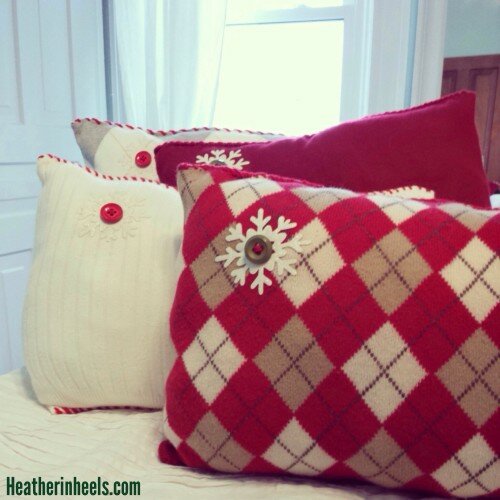 Easy Holiday Pillows: Up-cycling old sweaters